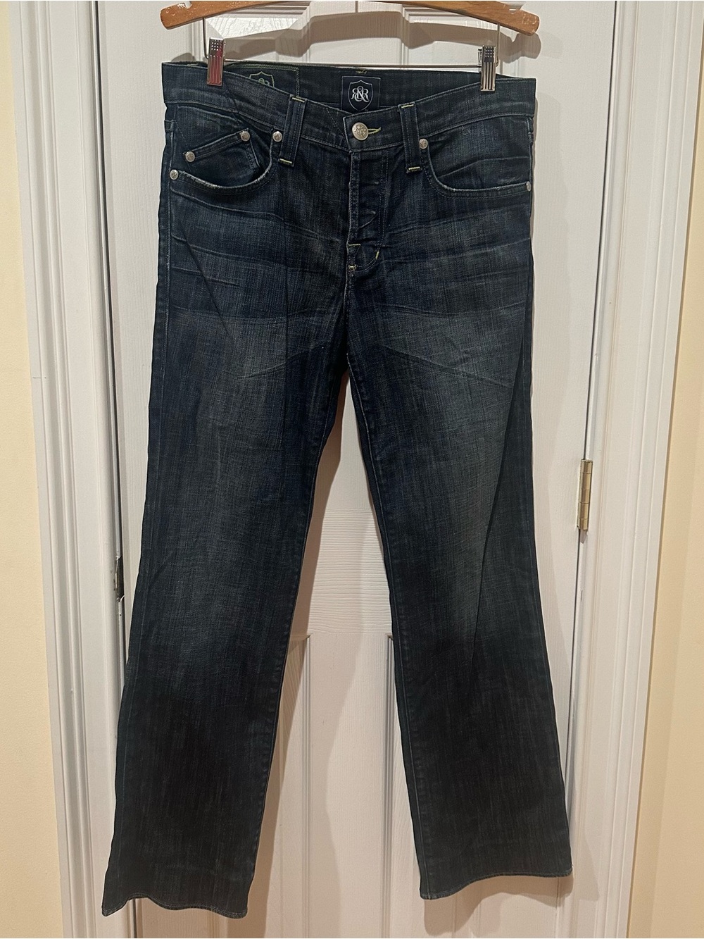 Rock and Republic Neil Dark Wash Men’s Jeans, Waist 33, Button Fly